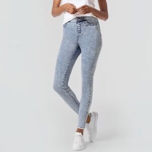 Stylish Denim Blue Women's Jeggings